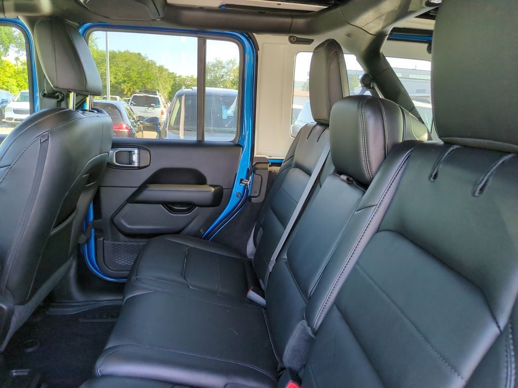 2021 Jeep Wrangler Unlimited Sahara Altitude