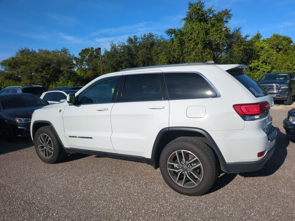 2020 Jeep Grand Cherokee Laredo