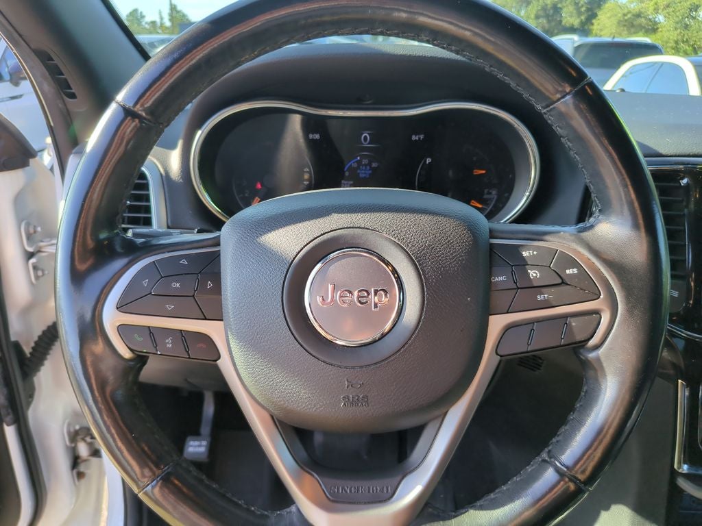 2020 Jeep Grand Cherokee Laredo