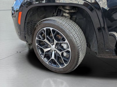 2023 Jeep Grand Cherokee Summit Reserve
