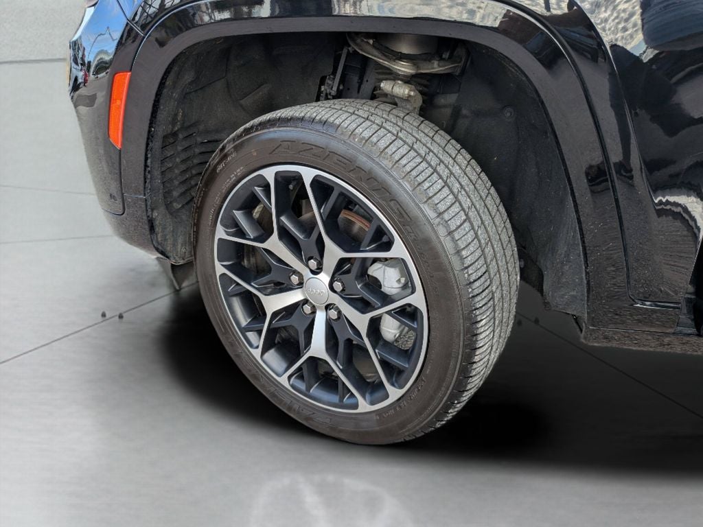 2023 Jeep Grand Cherokee Summit Reserve