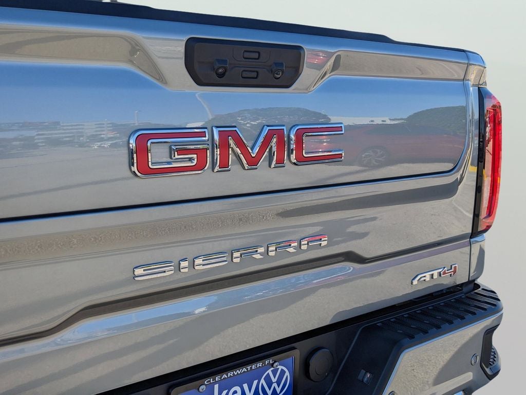 2025 GMC Sierra 1500 AT4