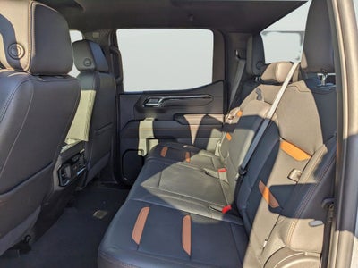 2025 GMC Sierra 1500 AT4
