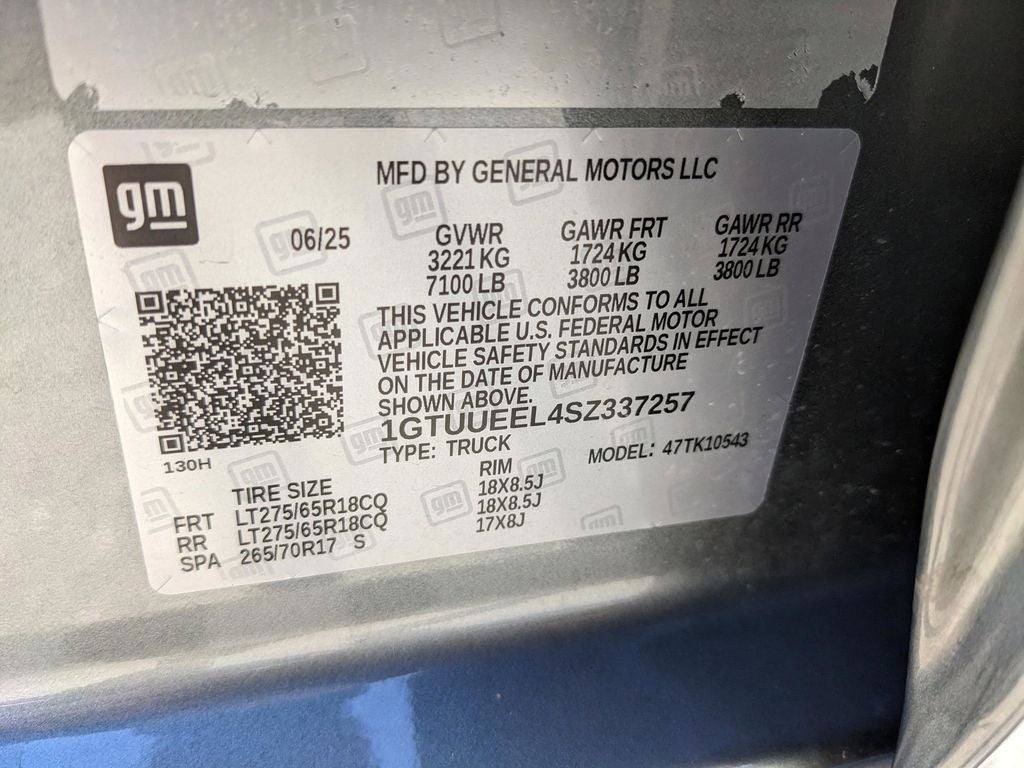 2025 GMC Sierra 1500 AT4