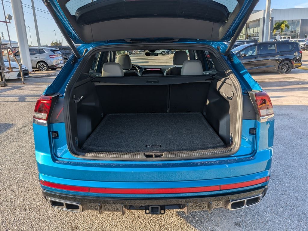 2024 Volkswagen Atlas Cross Sport 2.0T SEL R-Line