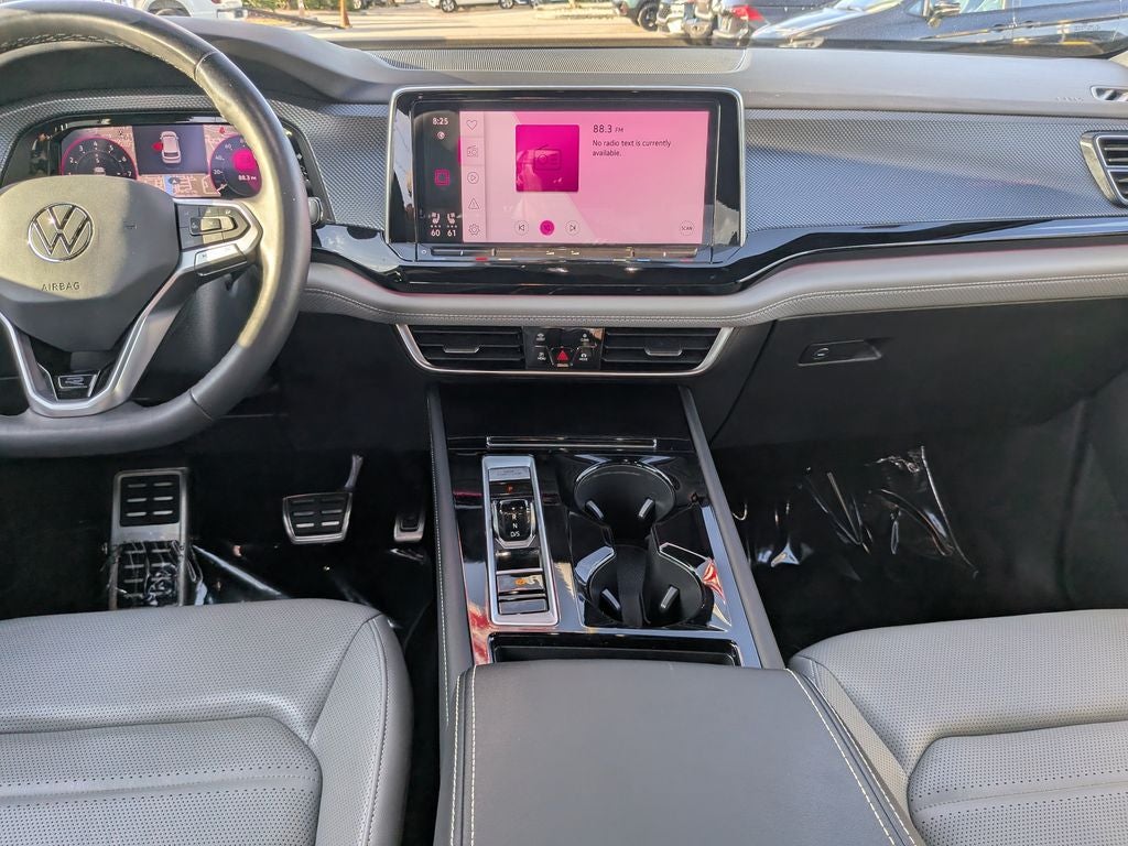 2024 Volkswagen Atlas Cross Sport 2.0T SEL R-Line