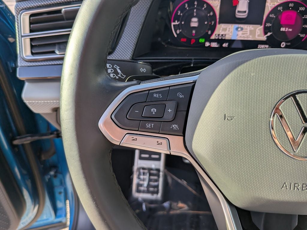 2024 Volkswagen Atlas Cross Sport 2.0T SEL R-Line