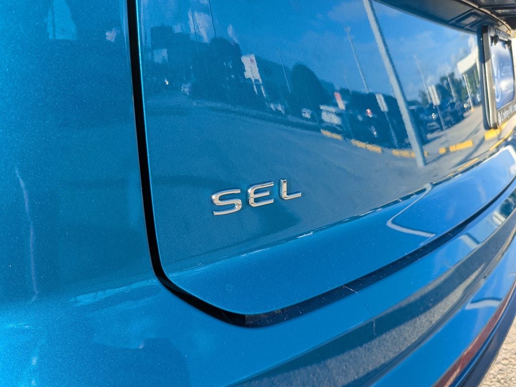 2024 Volkswagen Atlas Cross Sport 2.0T SEL R-Line