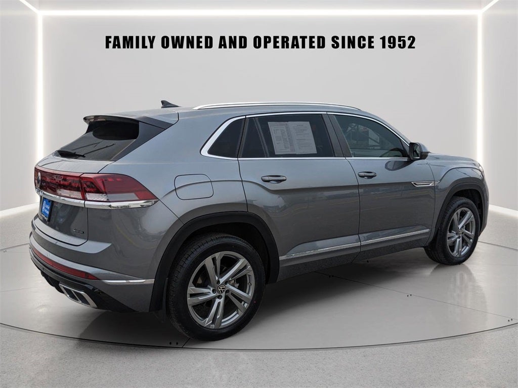 2024 Volkswagen Atlas Cross Sport 2.0T SEL R-Line