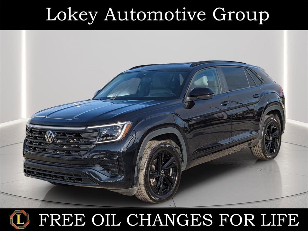 2025 Volkswagen Atlas Cross Sport 2.0T SEL R-Line Black