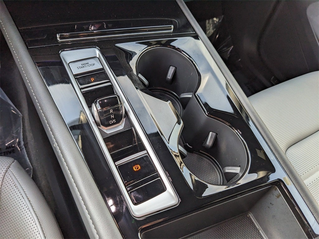 2025 Volkswagen Atlas Cross Sport 2.0T SEL R-Line Black