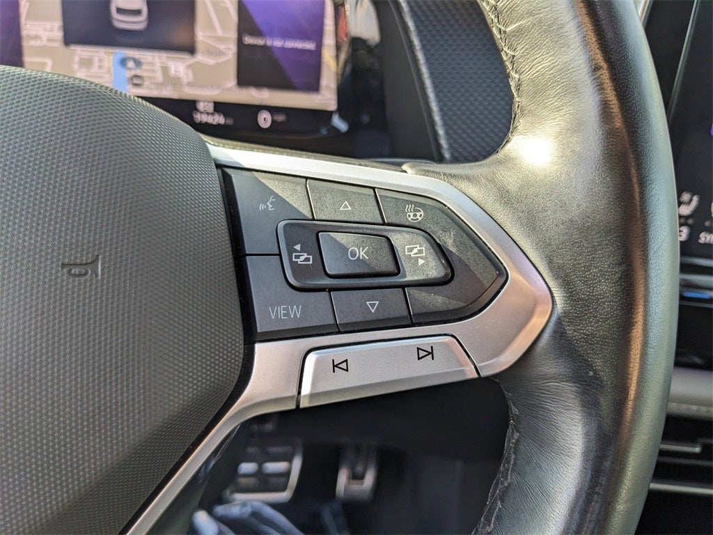 2025 Volkswagen Atlas Cross Sport 2.0T SEL R-Line Black