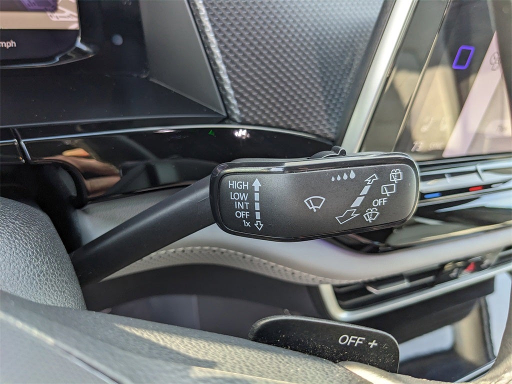 2025 Volkswagen Atlas Cross Sport 2.0T SEL R-Line Black