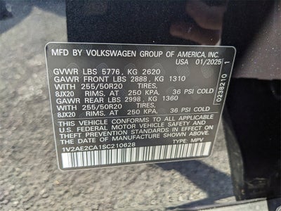 2025 Volkswagen Atlas Cross Sport 2.0T SEL R-Line Black