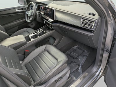 2024 Volkswagen Atlas Cross Sport 2.0T SEL R-Line