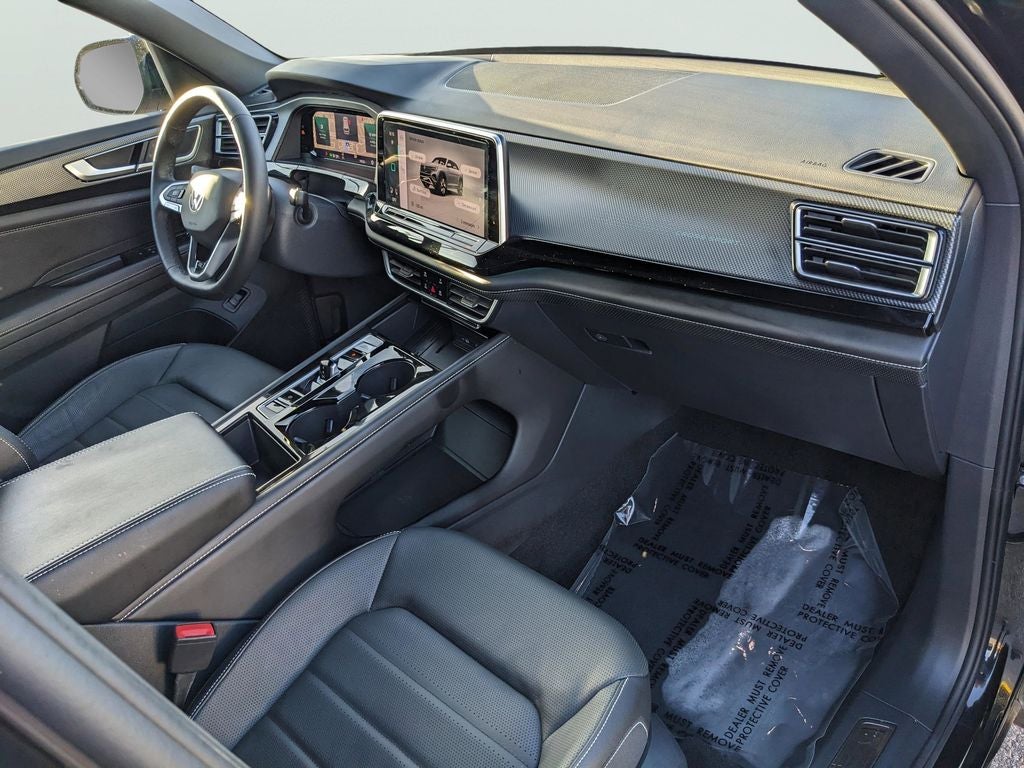 2025 Volkswagen Atlas Cross Sport 2.0T SEL R-Line Black