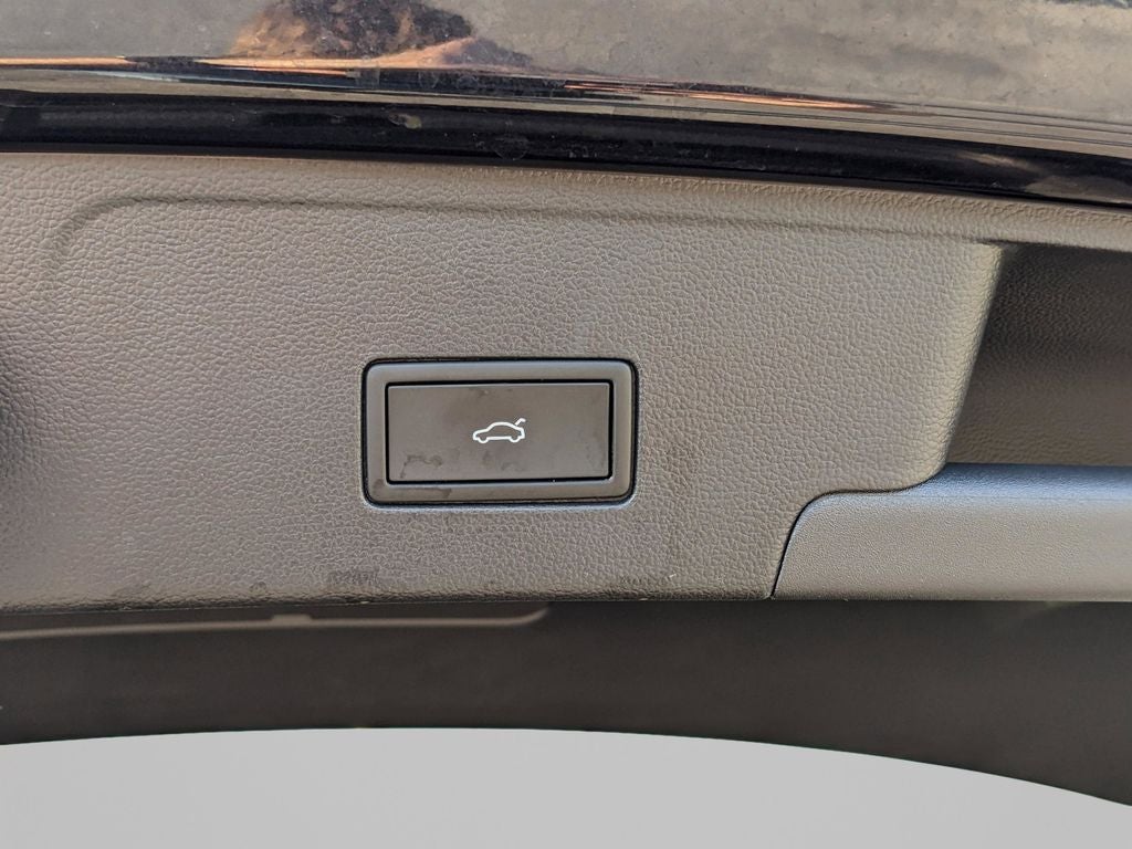 2025 Volkswagen Atlas Cross Sport 2.0T SEL R-Line Black