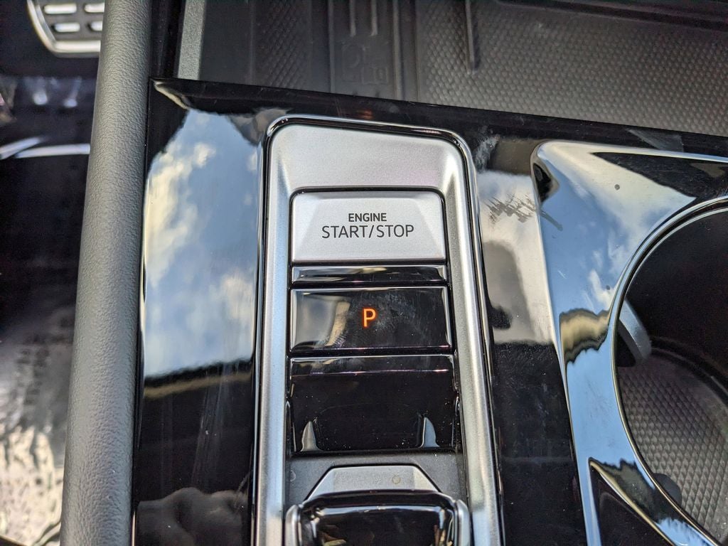 2025 Volkswagen Atlas Cross Sport 2.0T SEL R-Line Black