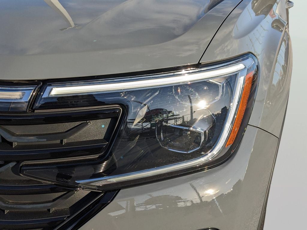 2025 Volkswagen Atlas Cross Sport 2.0T SEL R-Line Black