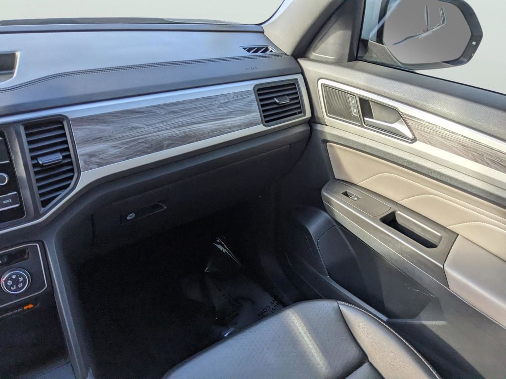 2022 Volkswagen Atlas Cross Sport 2.0T SE