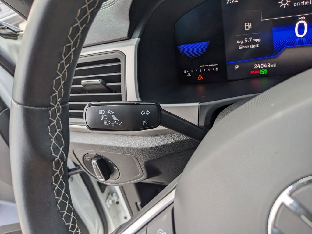 2023 Volkswagen Atlas Cross Sport 2.0T SE