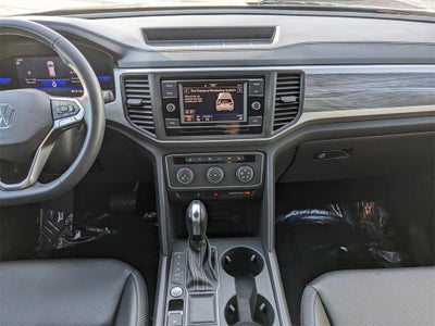 2022 Volkswagen Atlas Cross Sport 2.0T SE