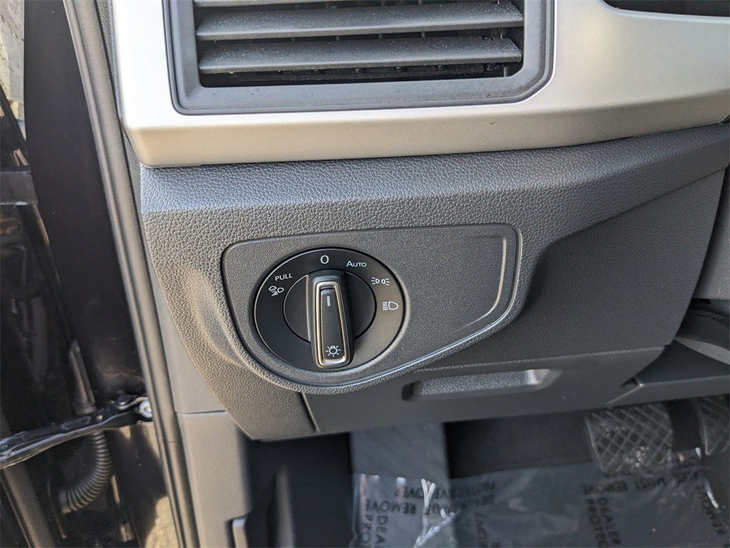 2022 Volkswagen Atlas Cross Sport 2.0T SE