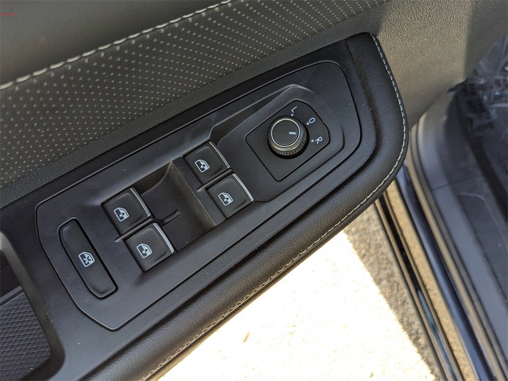 2024 Volkswagen Atlas Cross Sport 2.0T SE