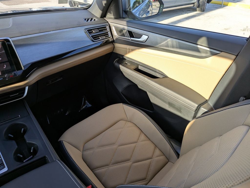 2025 Volkswagen Atlas Cross Sport 2.0T SE