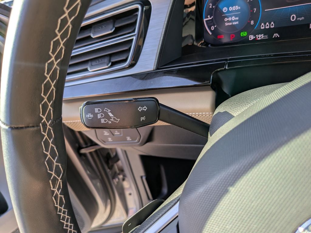 2025 Volkswagen Atlas Cross Sport 2.0T SE