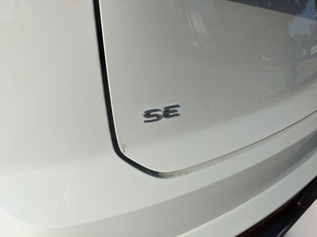 2025 Volkswagen Atlas Cross Sport 2.0T SE