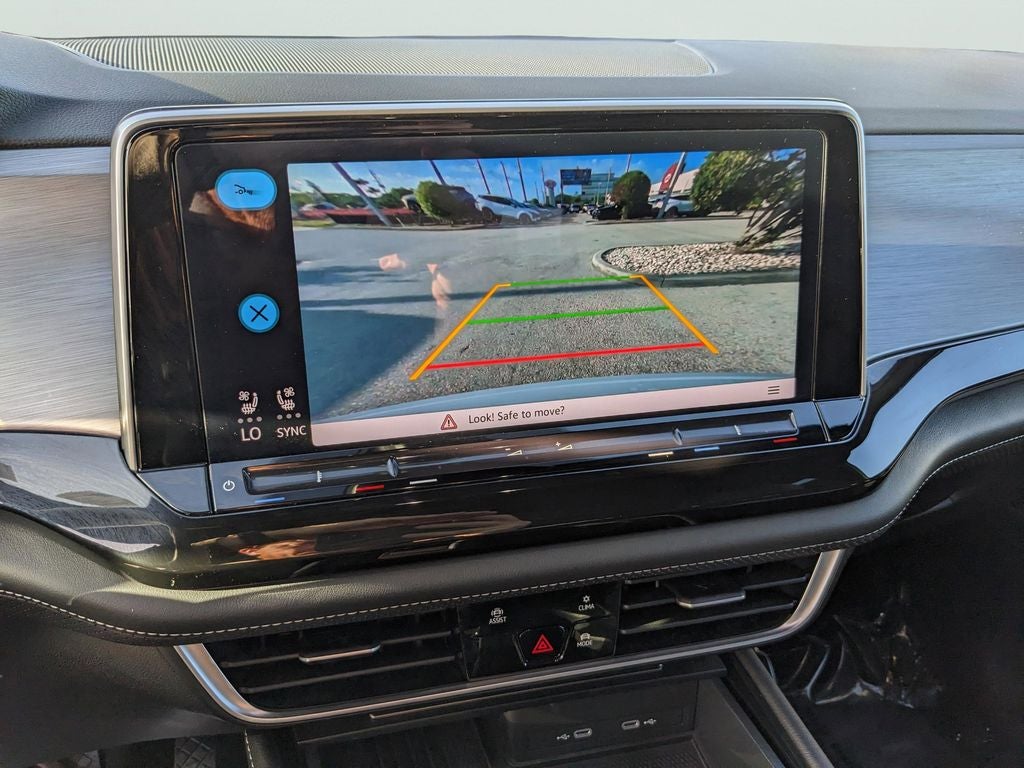 2025 Volkswagen Atlas Cross Sport 2.0T SE