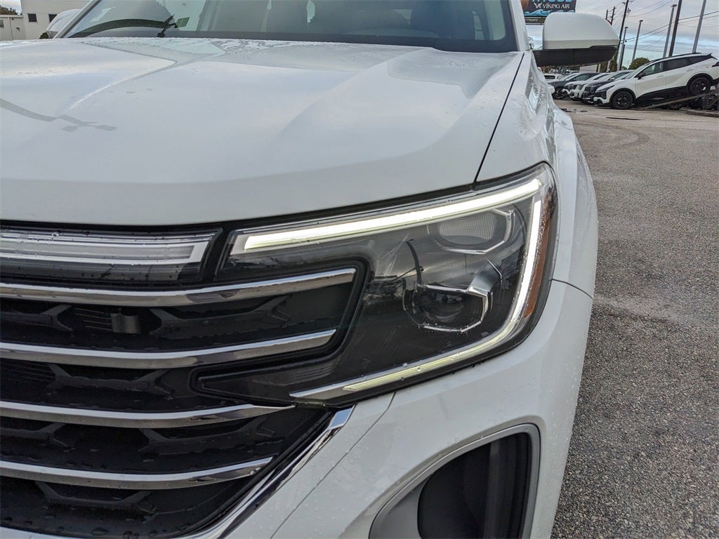 2025 Volkswagen Atlas 2.0T SE