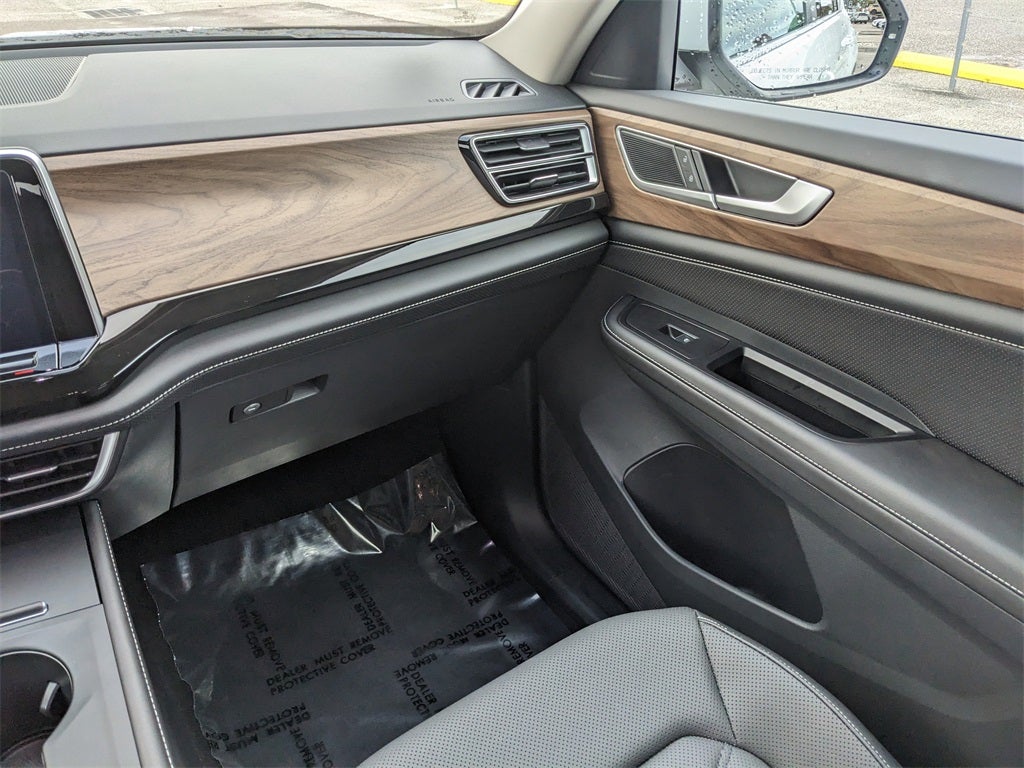 2025 Volkswagen Atlas 2.0T SE