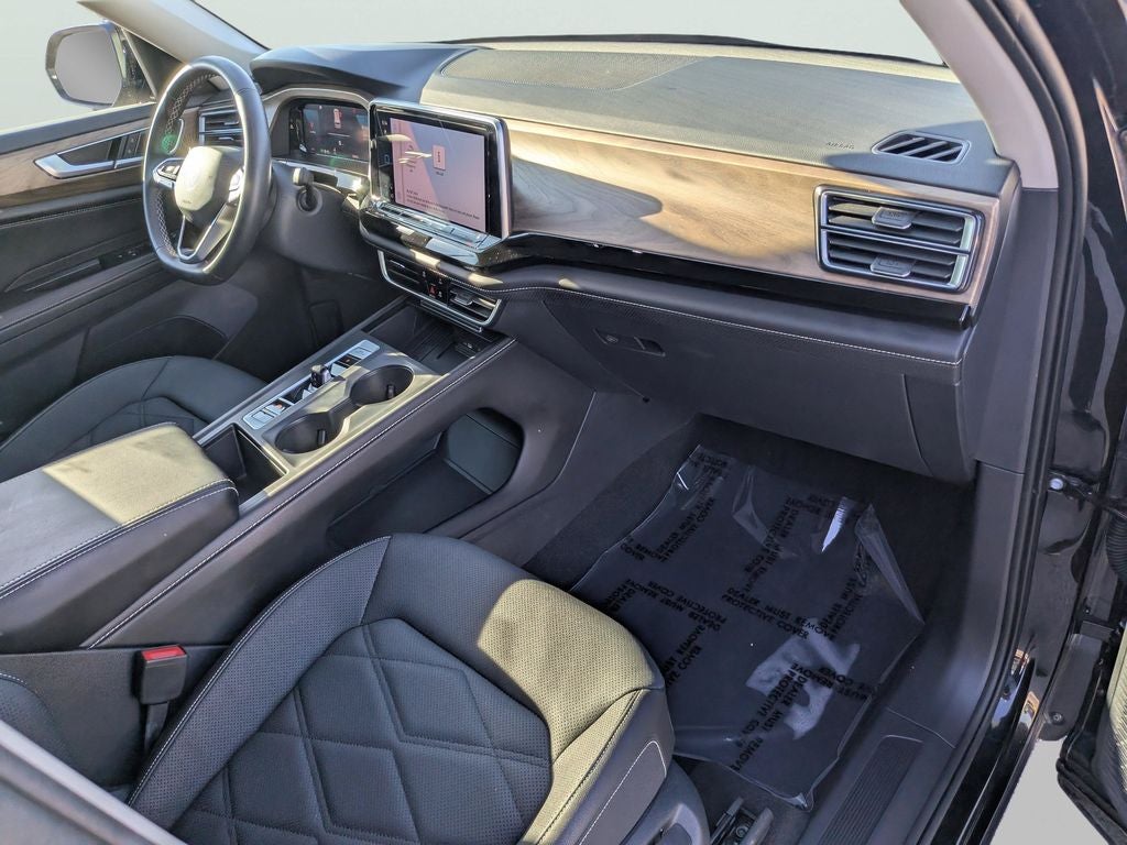 2025 Volkswagen Atlas 2.0T SE