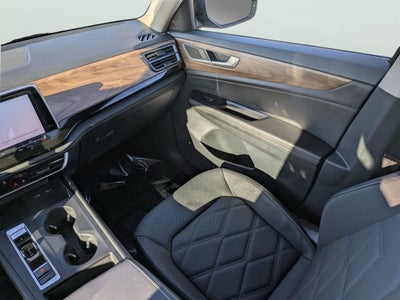 2025 Volkswagen Atlas 2.0T SE