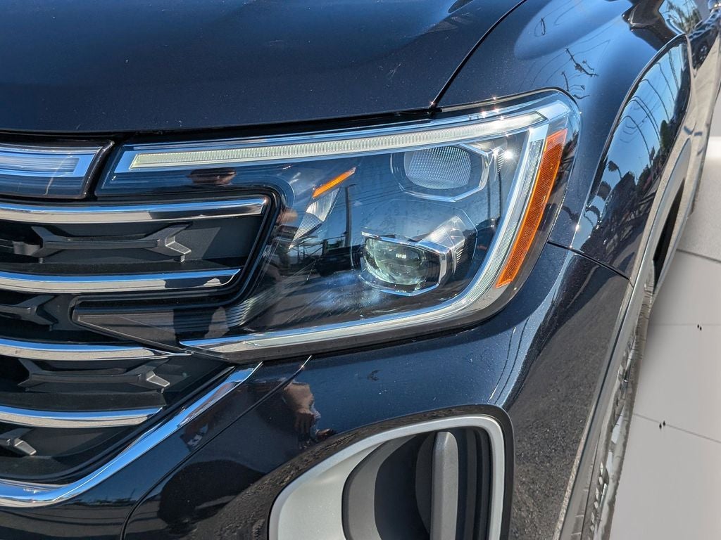2025 Volkswagen Atlas 2.0T SE