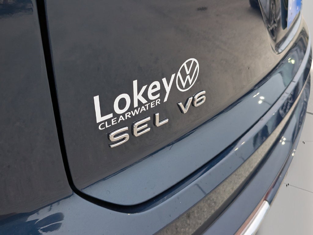 2023 Volkswagen Atlas Cross Sport 3.6L V6 SEL Premium R-Line