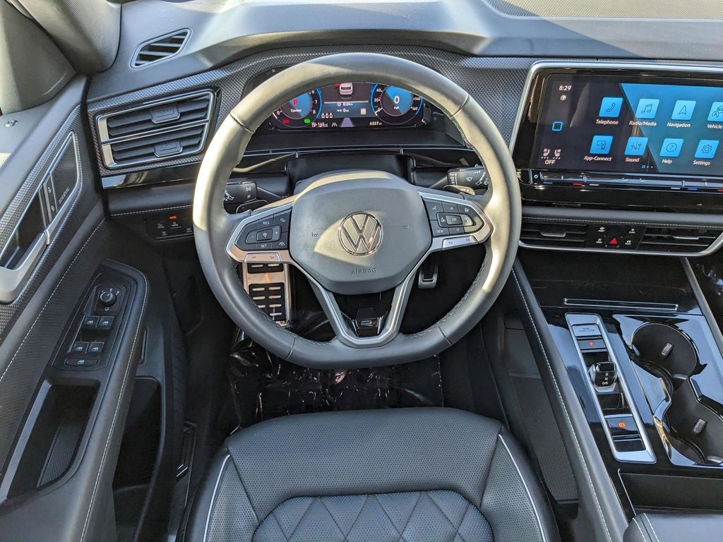 2025 Volkswagen Atlas Cross Sport 2.0T SEL Premium R-Line