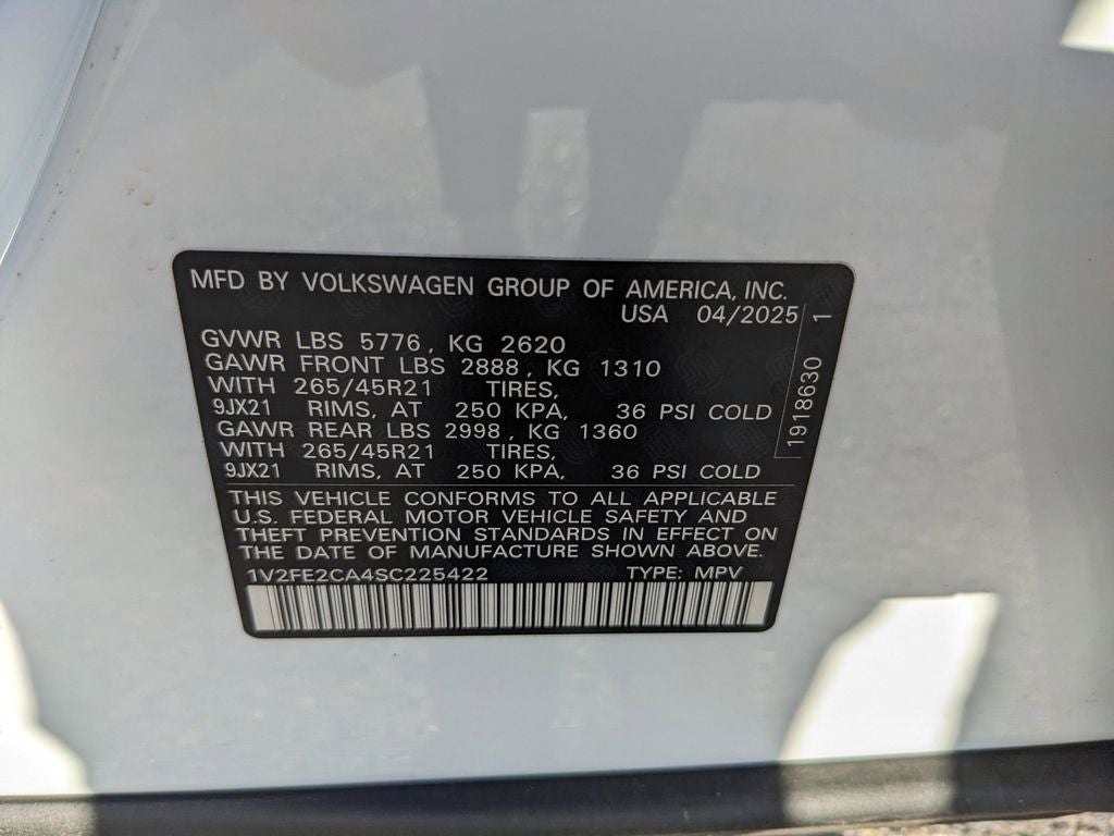 2025 Volkswagen Atlas Cross Sport 2.0T SEL Premium R-Line