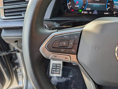 2025 Volkswagen Atlas Cross Sport 2.0T SEL Premium R-Line