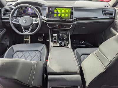 2025 Volkswagen Atlas Cross Sport 2.0T SEL Premium R-Line