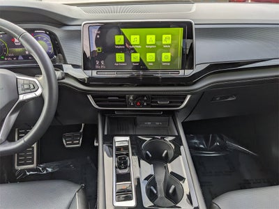 2025 Volkswagen Atlas Cross Sport 2.0T SEL Premium R-Line