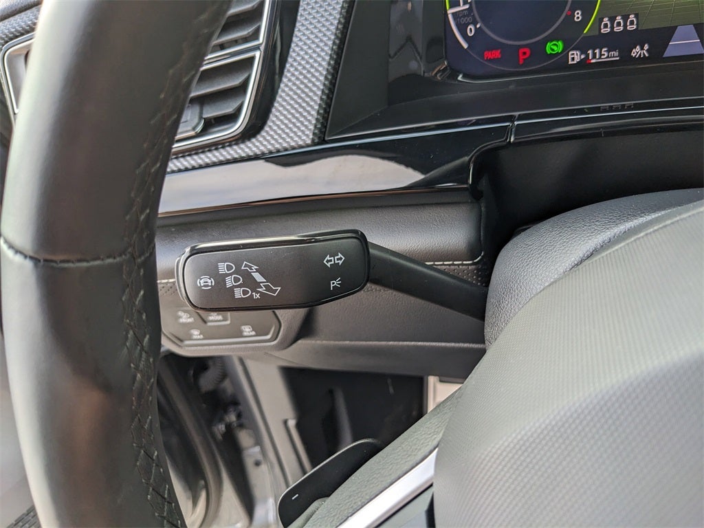 2025 Volkswagen Atlas Cross Sport 2.0T SEL Premium R-Line