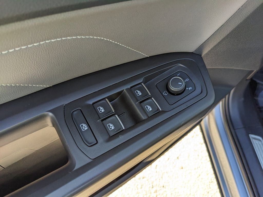 2022 Volkswagen Atlas 3.6L V6 SEL Premium R-Line