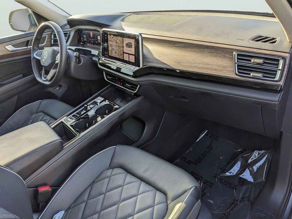 2025 Volkswagen Atlas 2.0T SEL Premium R-Line