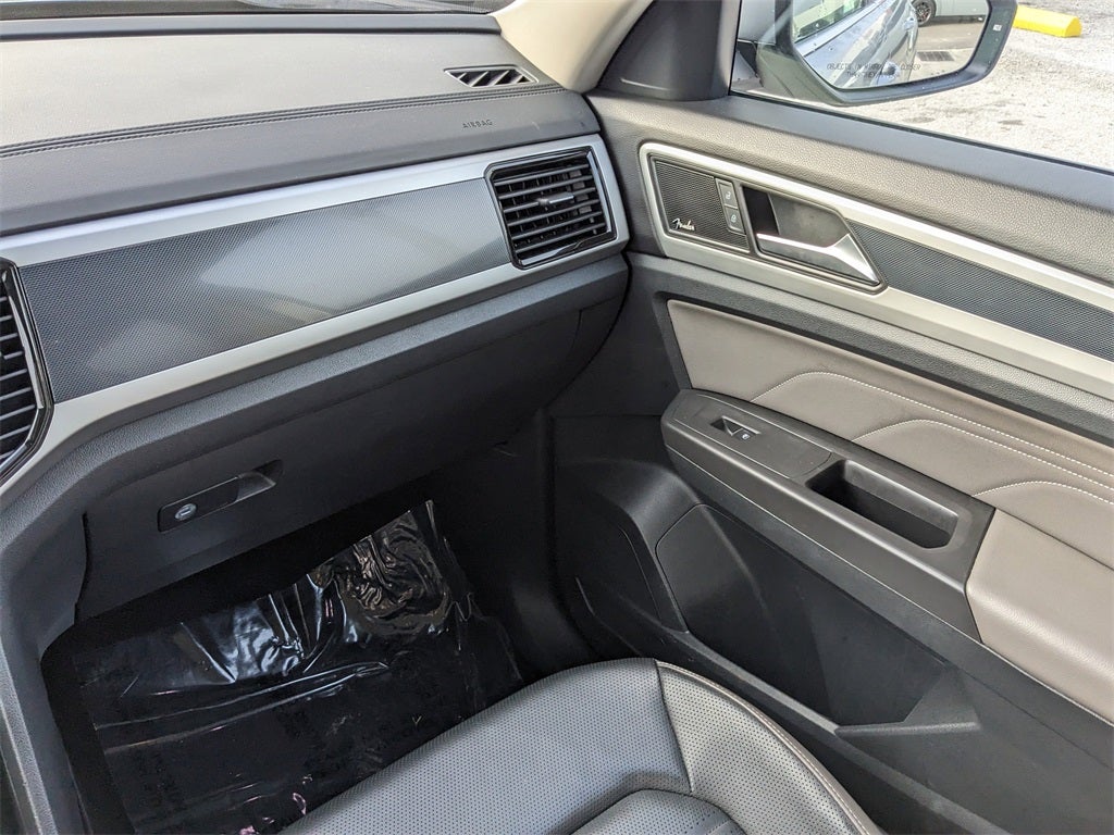 2023 Volkswagen Atlas 3.6L V6 SEL Premium R-Line