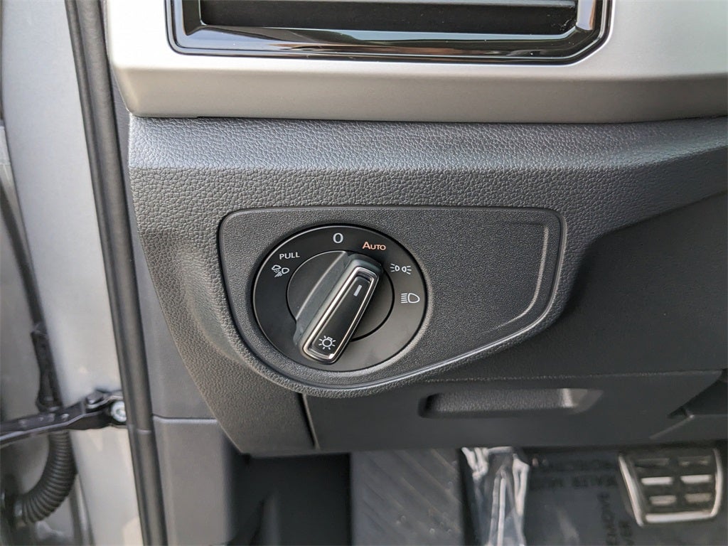 2023 Volkswagen Atlas 3.6L V6 SEL Premium R-Line