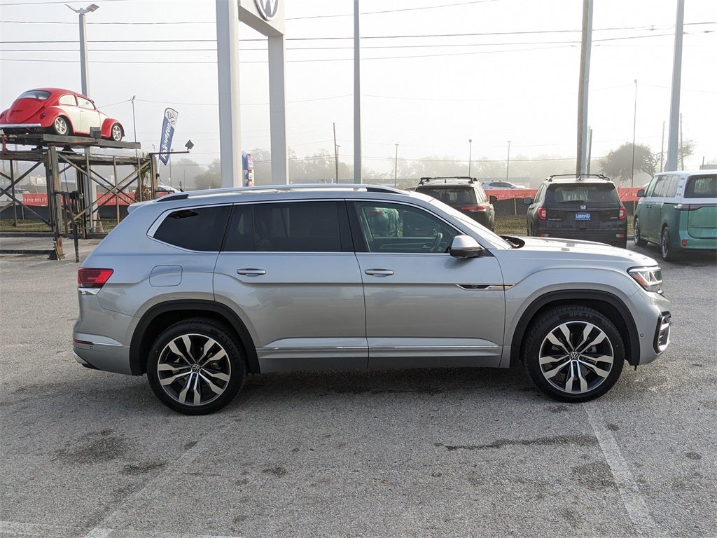 2023 Volkswagen Atlas 3.6L V6 SEL Premium R-Line
