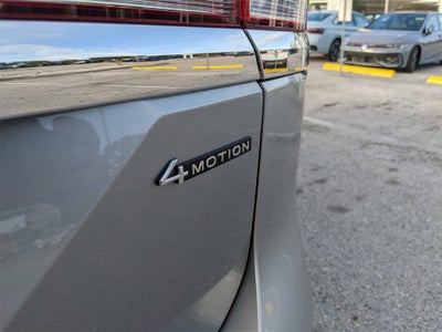 2025 Volkswagen Atlas 2.0T SEL Premium R-Line